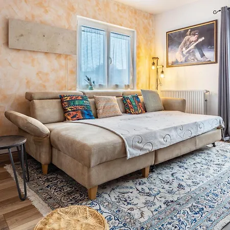 شقة Boutique-wohnung Mit Balkon *