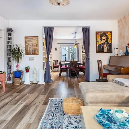 شقة Boutique-wohnung Mit Balkon