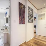Boutique-wohnung Mit Balkon アパート ハノーファー