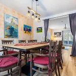 Boutique-wohnung Mit Balkon Ανόβερο